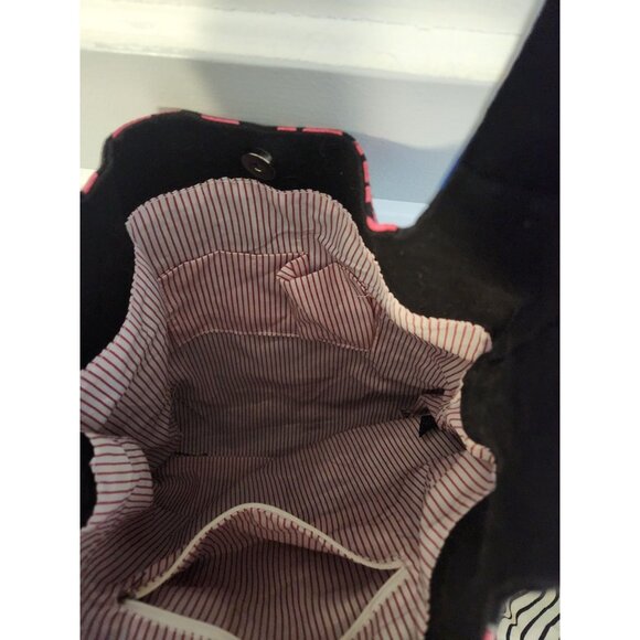 NEW YORK ROBIN RUTH CANVAS HOBO TOTE. ADJUSTABLE STRAP SNAP CLOSURE LOGO CHAIN - Picture 3 of 7